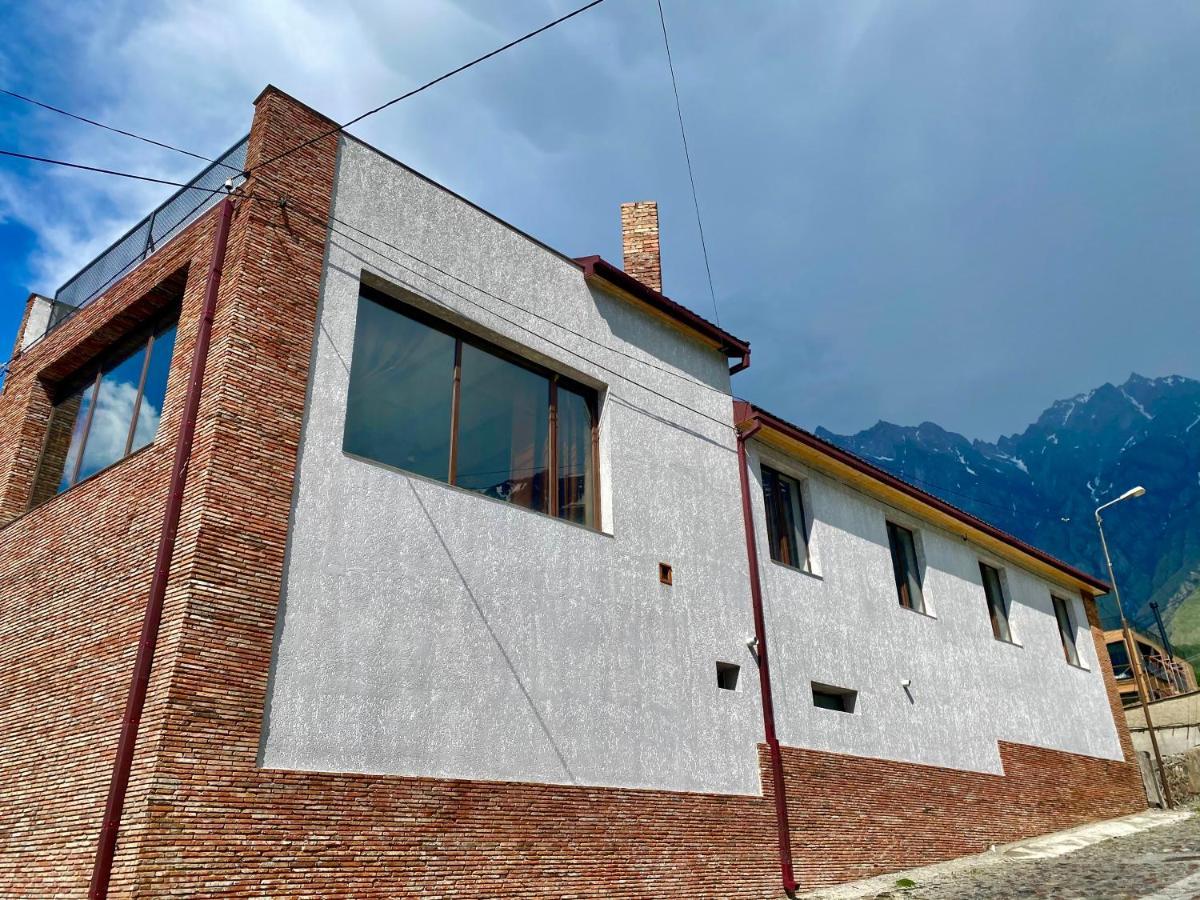 Veranda Guesthouse Kazbegi Exterior photo