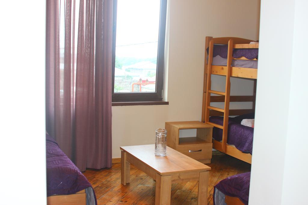Veranda Guesthouse Kazbegi Exterior photo